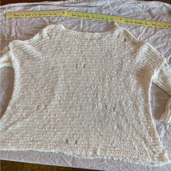 Cozy White Knit Sweater - Picture 1 of 4